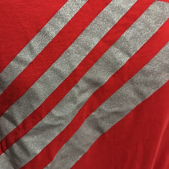 Active Gym Tee Red, Metallic Graphic, Medium - Picture 2 of 3